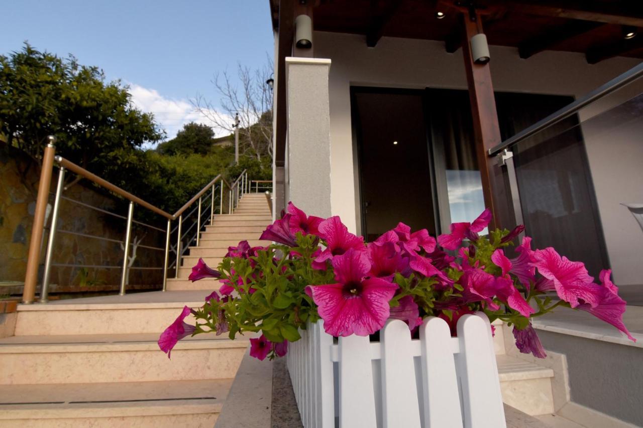 Hotel Ramosaco, Radhime, Vlore Luaran gambar