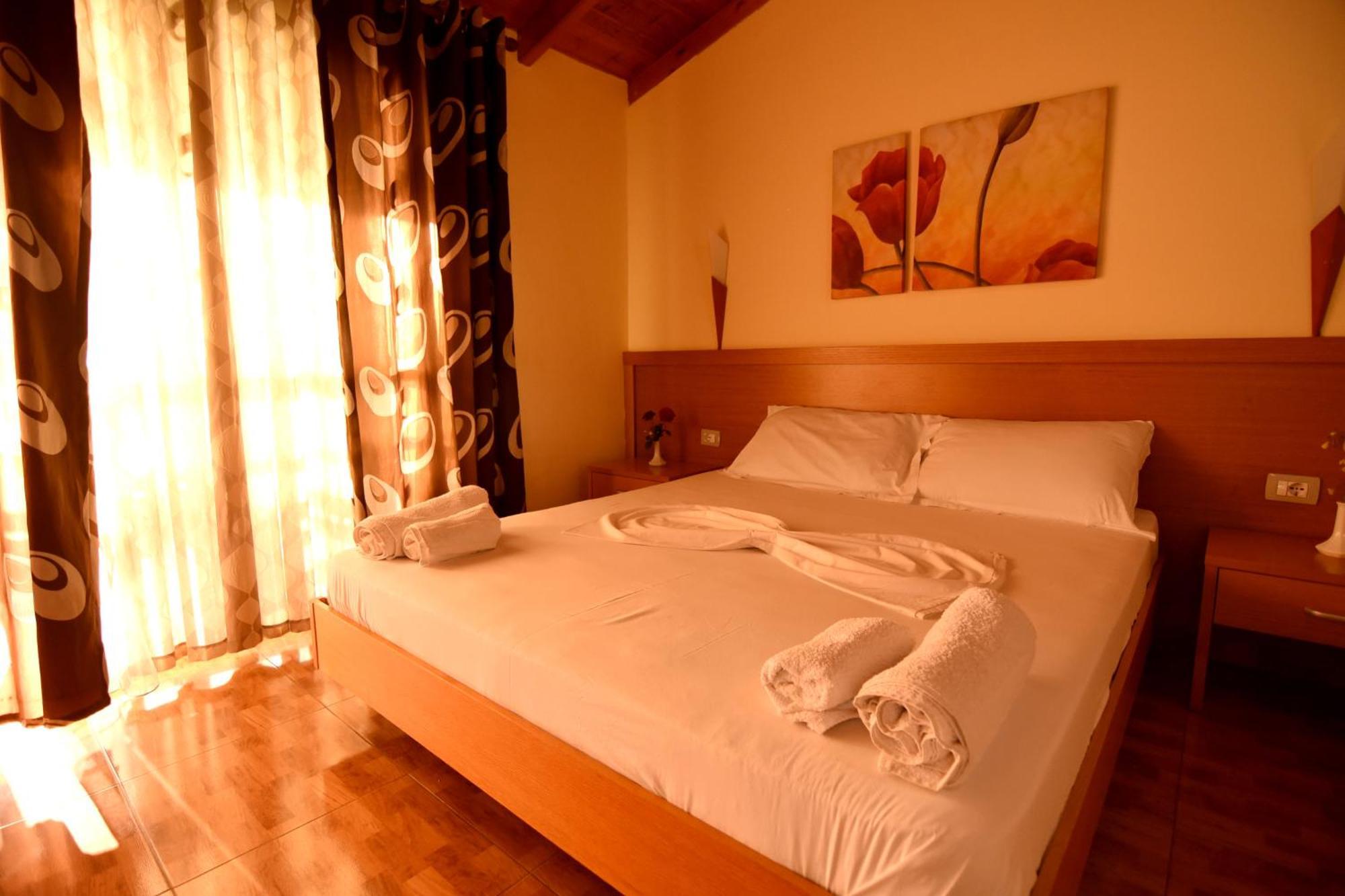 Hotel Ramosaco, Radhime, Vlore Luaran gambar