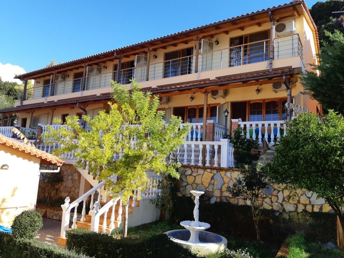 Hotel Ramosaco, Radhime, Vlore Luaran gambar