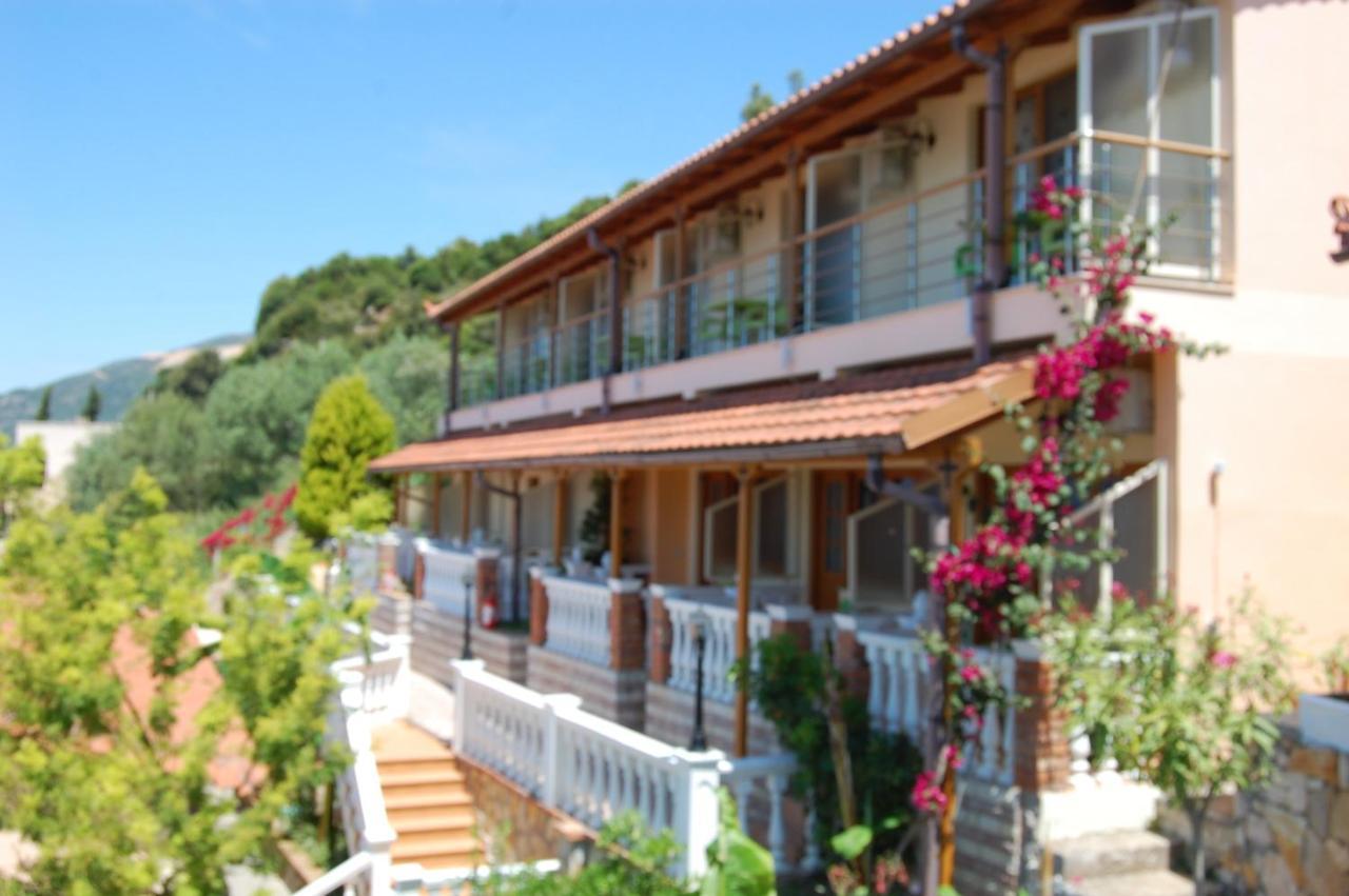 Hotel Ramosaco, Radhime, Vlore Luaran gambar